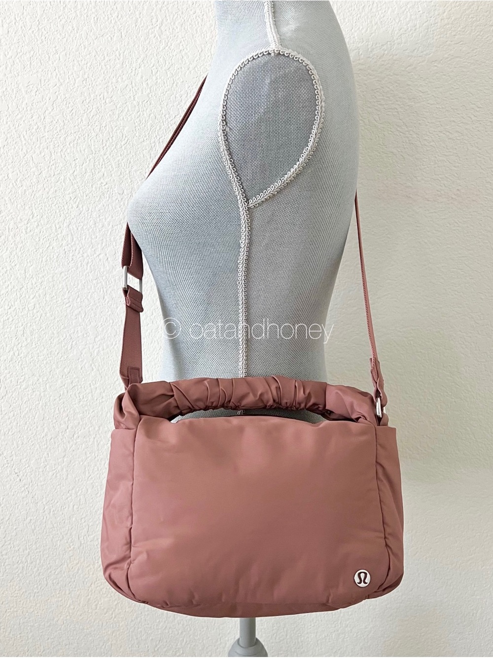 lululemon Gathered Handle Crossbody Bag 6L